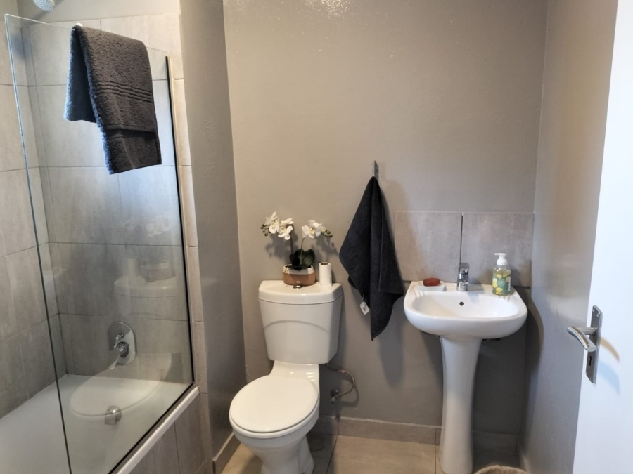 2 Bedroom Property for Sale in Raceway Free State